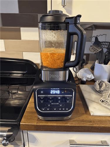 Soup blending in the Ninja Foodi Blender and Soup Maker jug